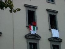 Support from the people of Florence.